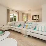 Casa Eleonora Lifestyle فيلة لاغوس