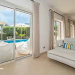 فيلة Casa Eleonora Lifestyle *